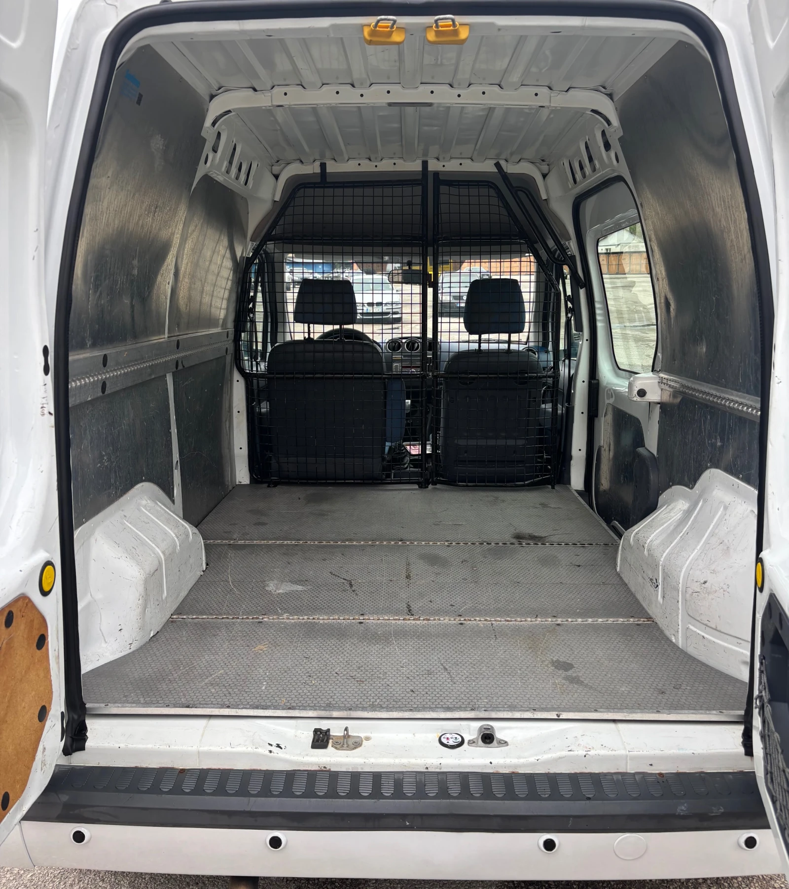 Ford Connect 1.8 TDCI - изображение 8