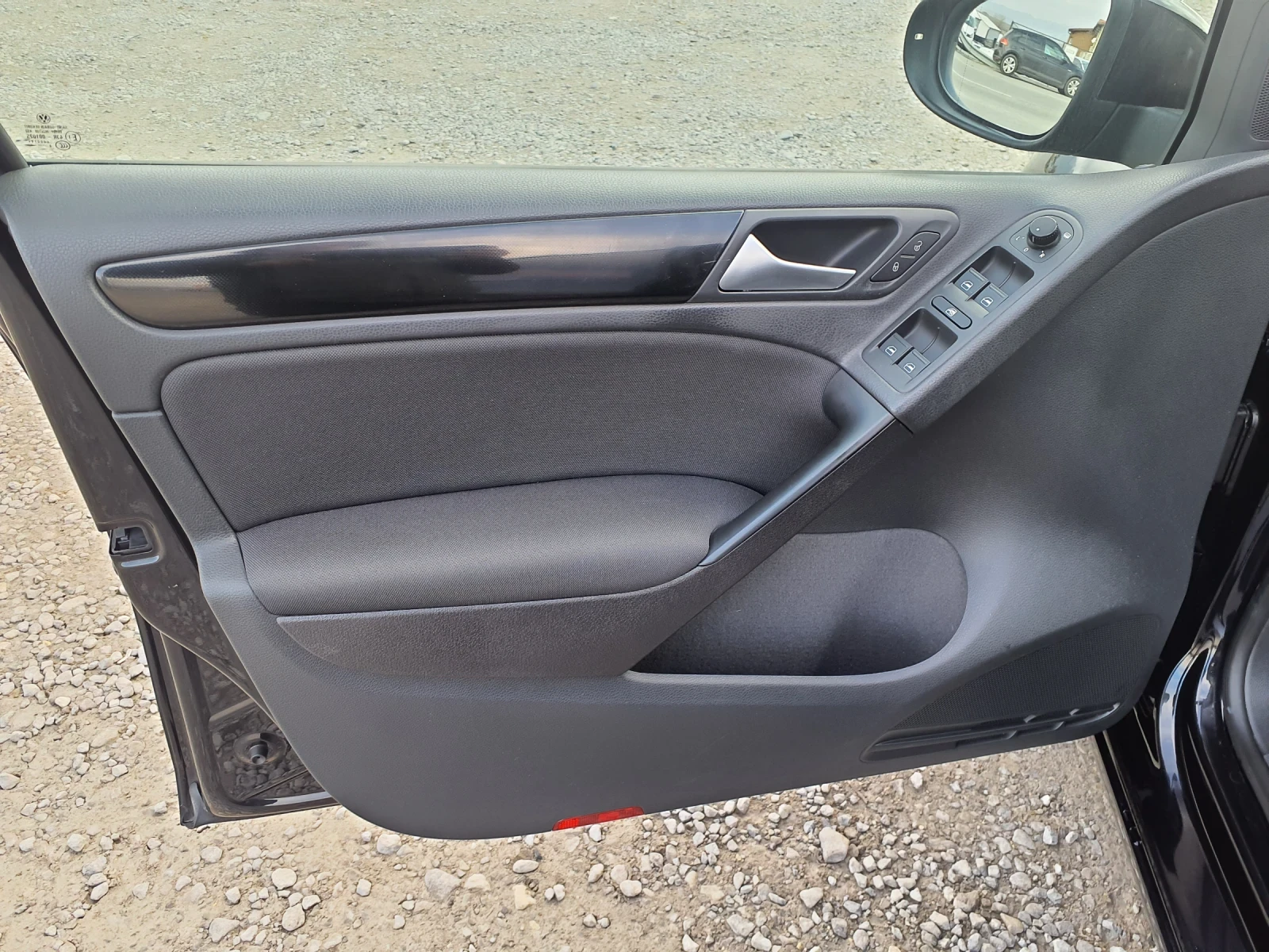 VW Golf 1.6I GPI ��� NEW LINE | Mobile.bg � ����������� 9