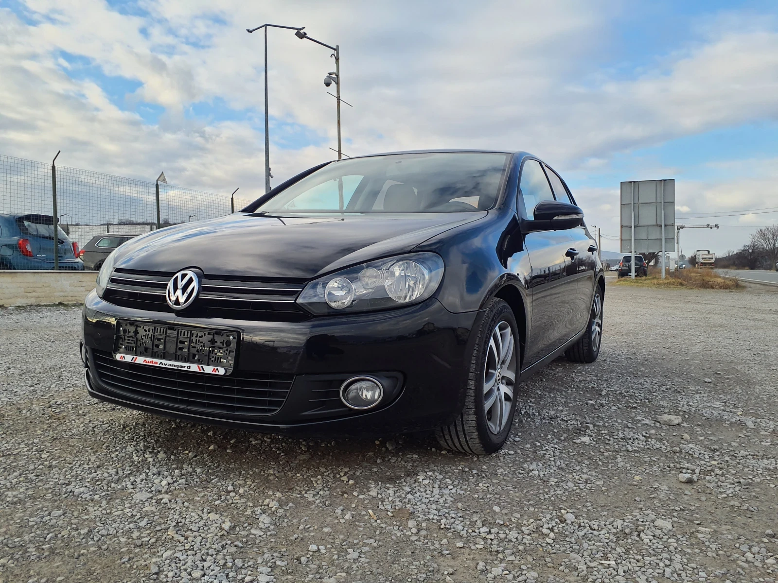 VW Golf 1.6I GPI ��� NEW LINE | Mobile.bg � ����������� 2