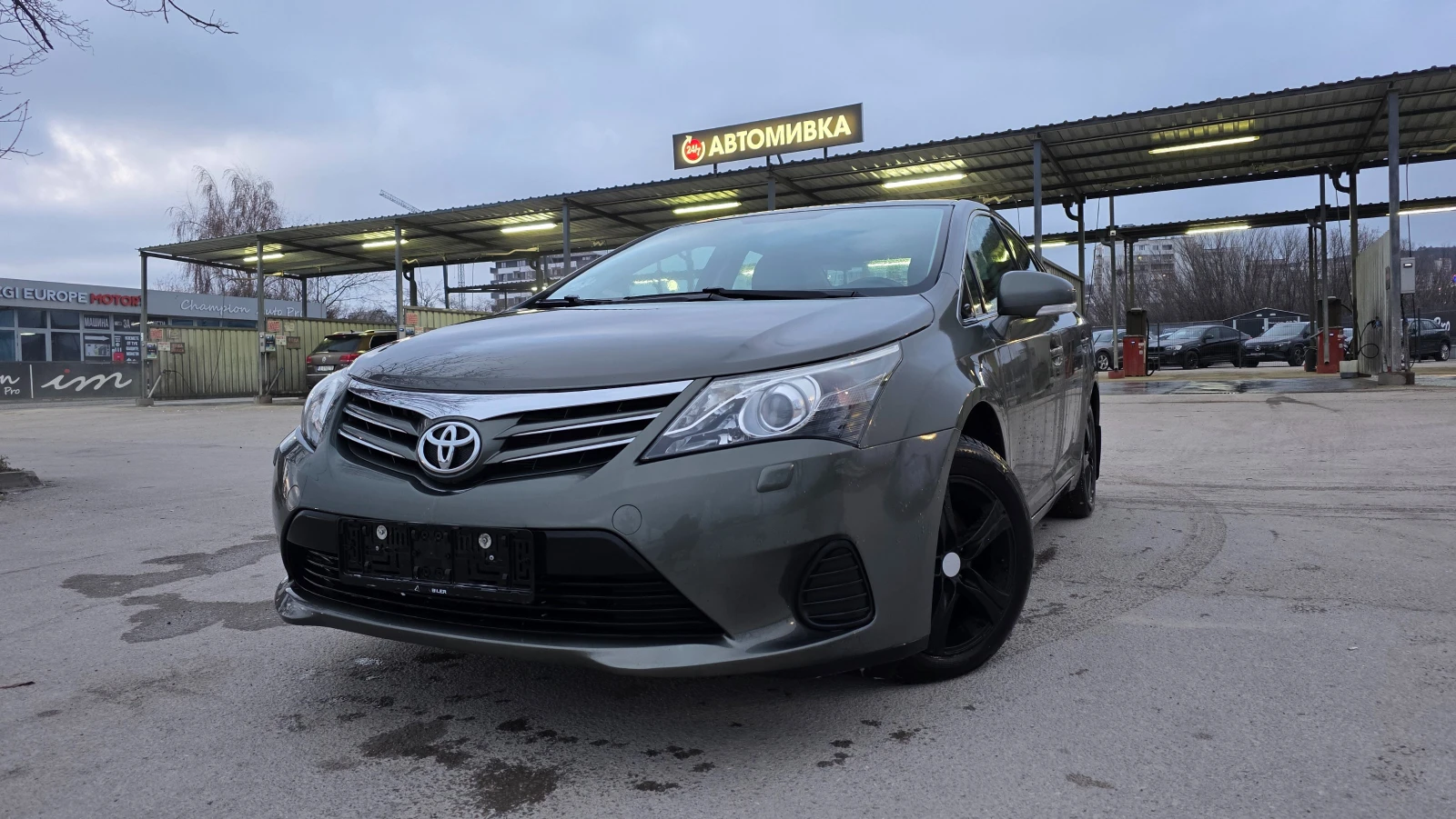 Toyota Avensis УНИКАТ/FACE LIFT, снимка 3 - Автомобили и джипове - 54046586