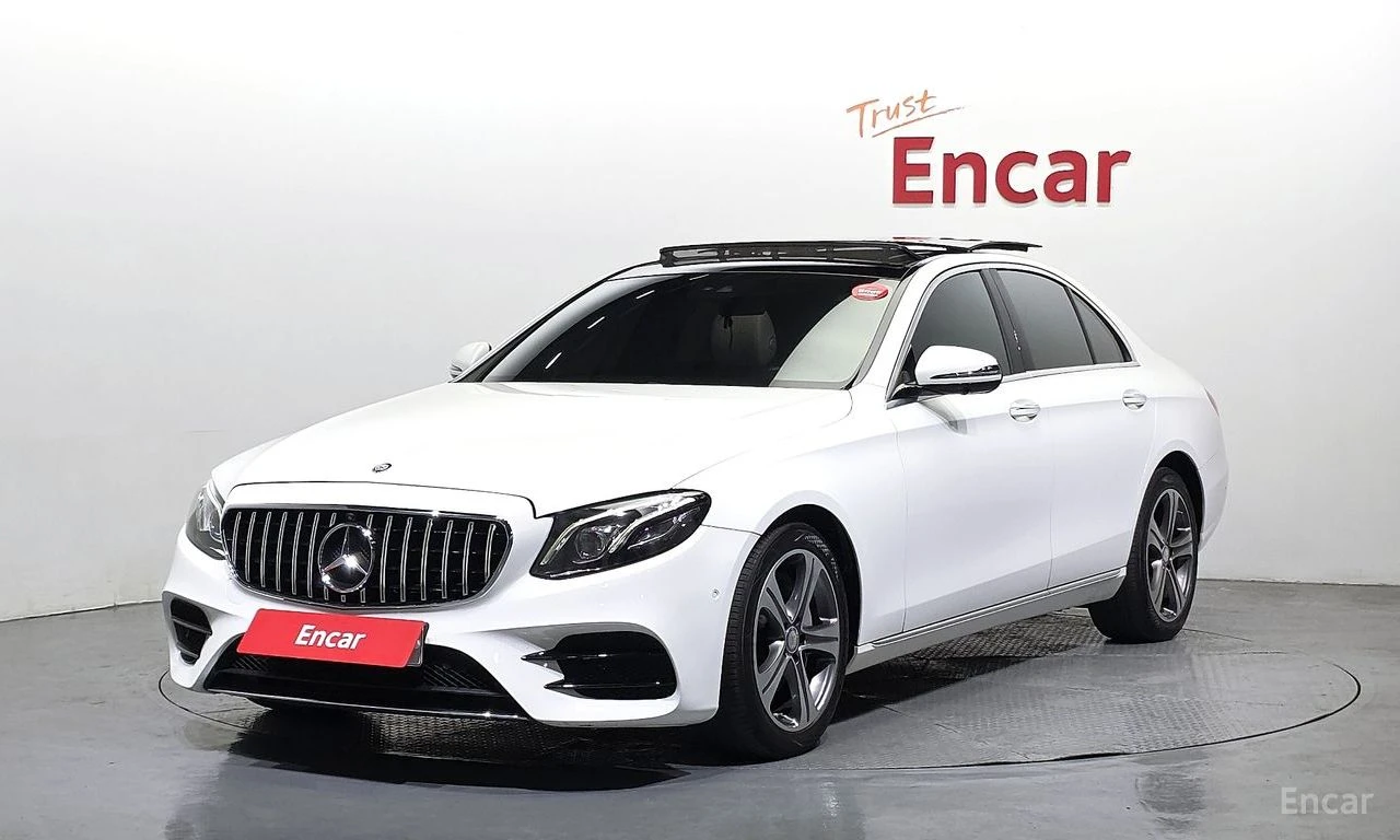 Mercedes-Benz E 300 4MATIC* AMG PACK* DIGITAL* 360 CAM* ОБДУХВАНЕ* 