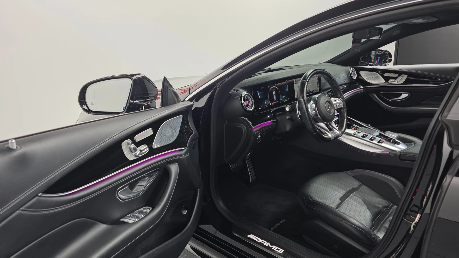 Mercedes-Benz AMG GT * 43* 4-Door Coupé* 360* Burmester* АВТОКРЕДИ, снимка 17 - Автомобили и джипове - 54576682