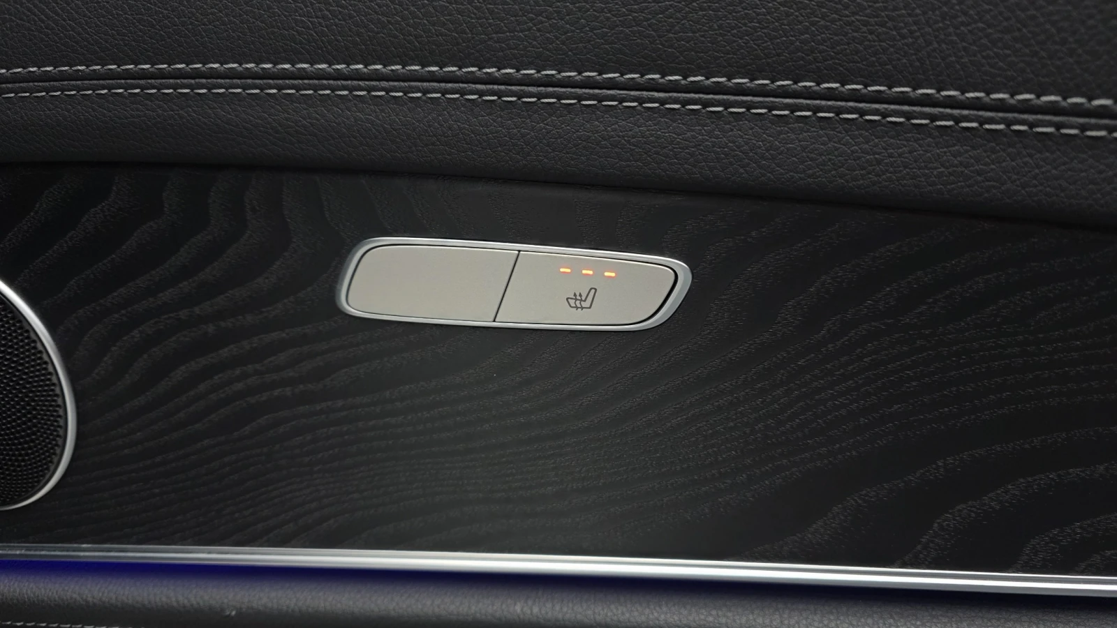 Mercedes-Benz E 220 d 4MATIC AMG Line | 360 Camera | HUD | Distronic, снимка 16 - Автомобили и джипове - 54618640