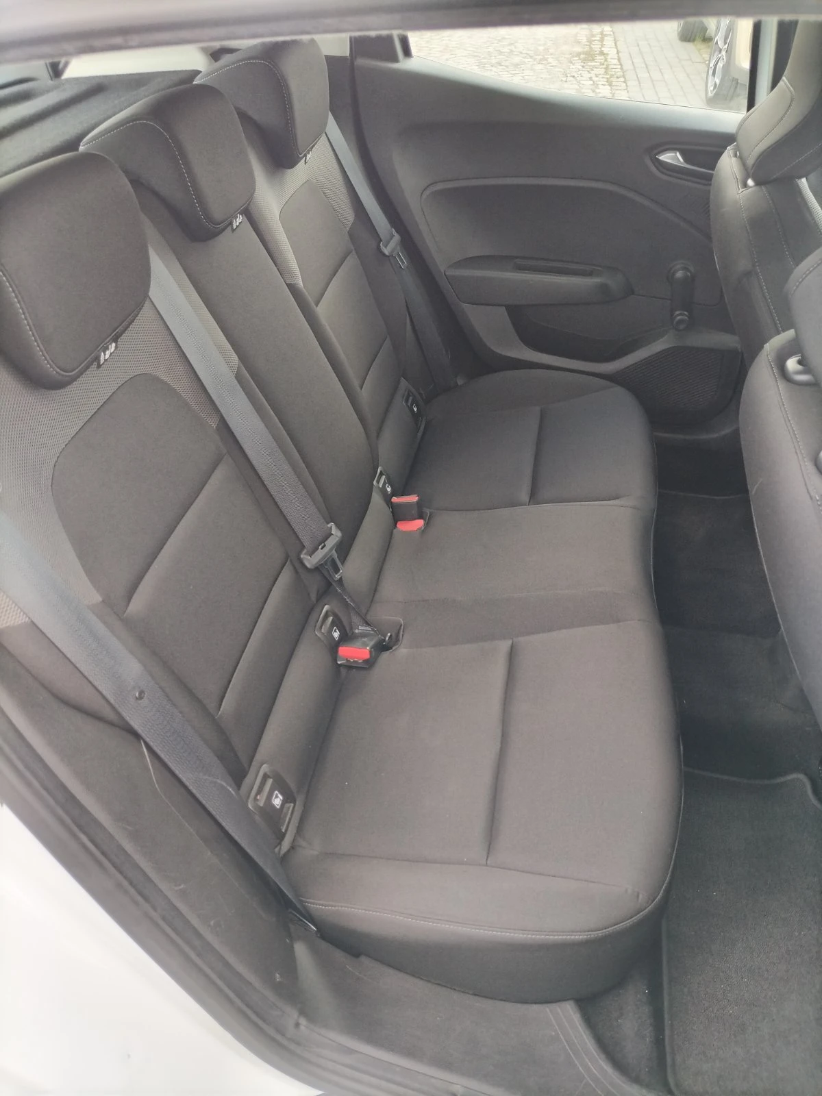 Renault Clio 1.0TCe/ 100к.с./Life, снимка 16 - Автомобили и джипове - 54770273