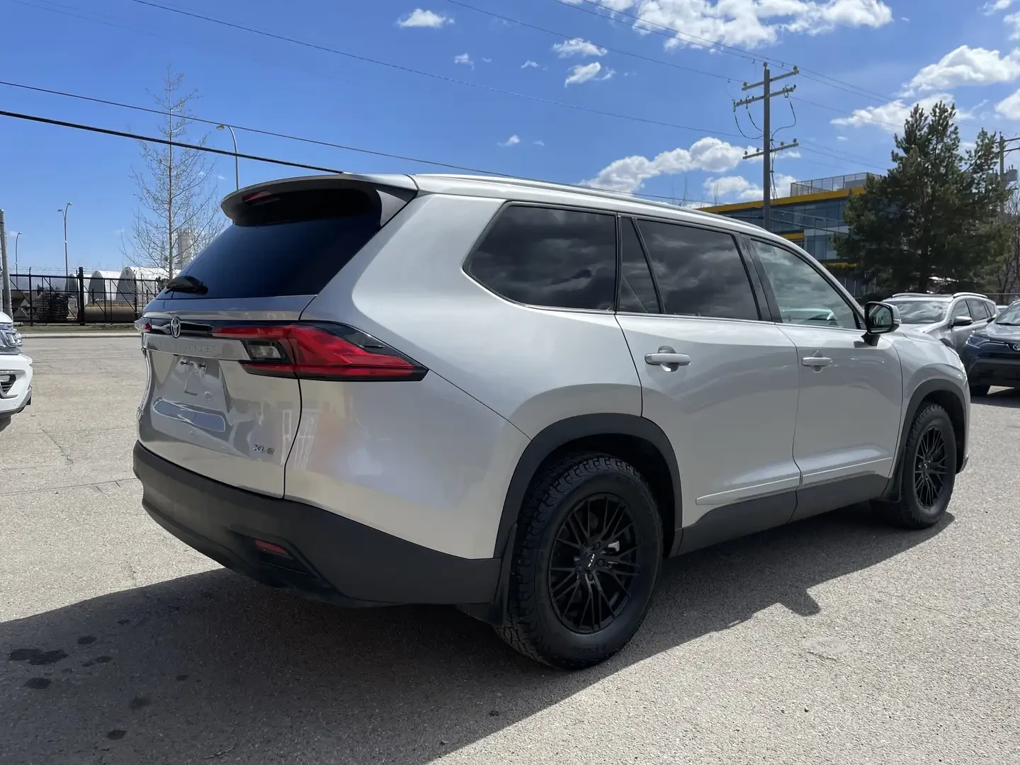Toyota Grand Highlander Highlander XLE Hybrid, снимка 5 - Автомобили и джипове - 54836459