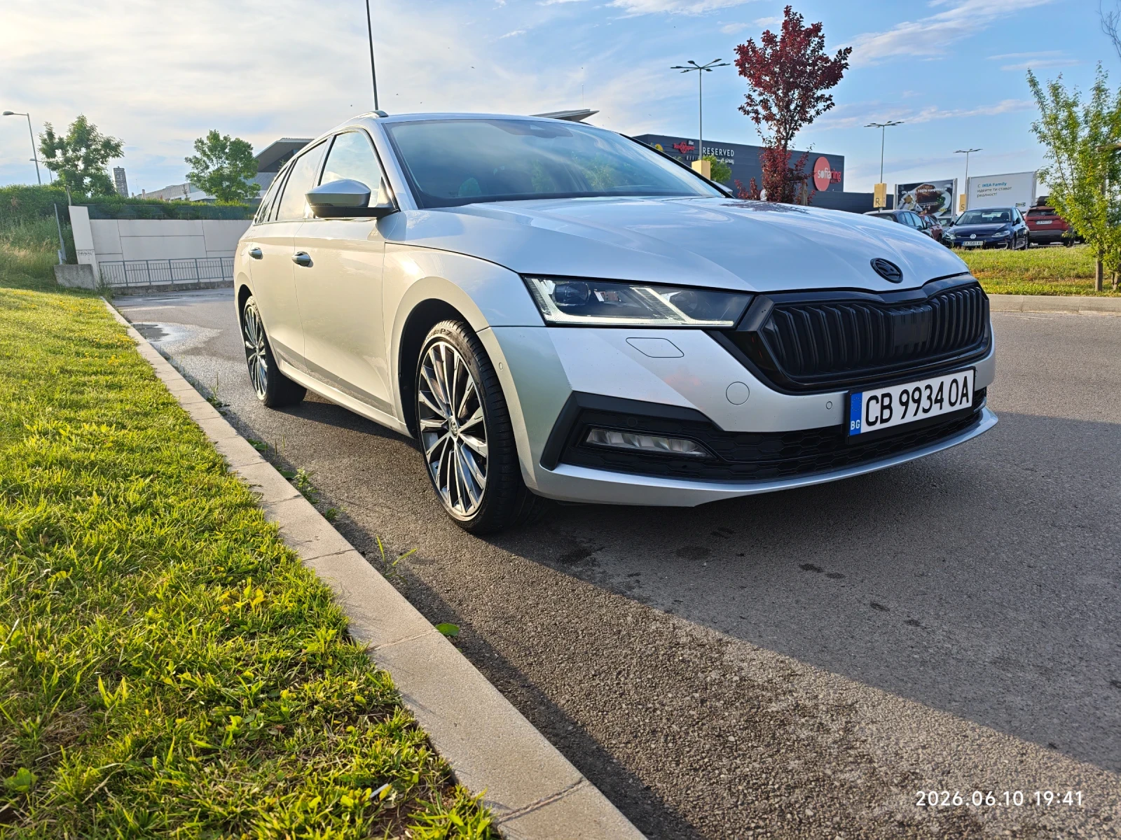 Skoda Octavia 2.0TDI 150к.с. 4х4 HEAD UP DISPLAY, MATRIX, AUTOMA