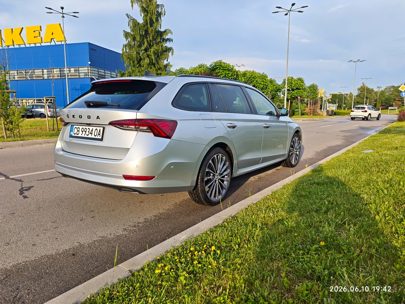 Skoda Octavia 2.0TDI 150к.с. 4х4 HEAD UP DISPLAY, MATRIX, AUTOMA, снимка 7 - Автомобили и джипове - 54858988