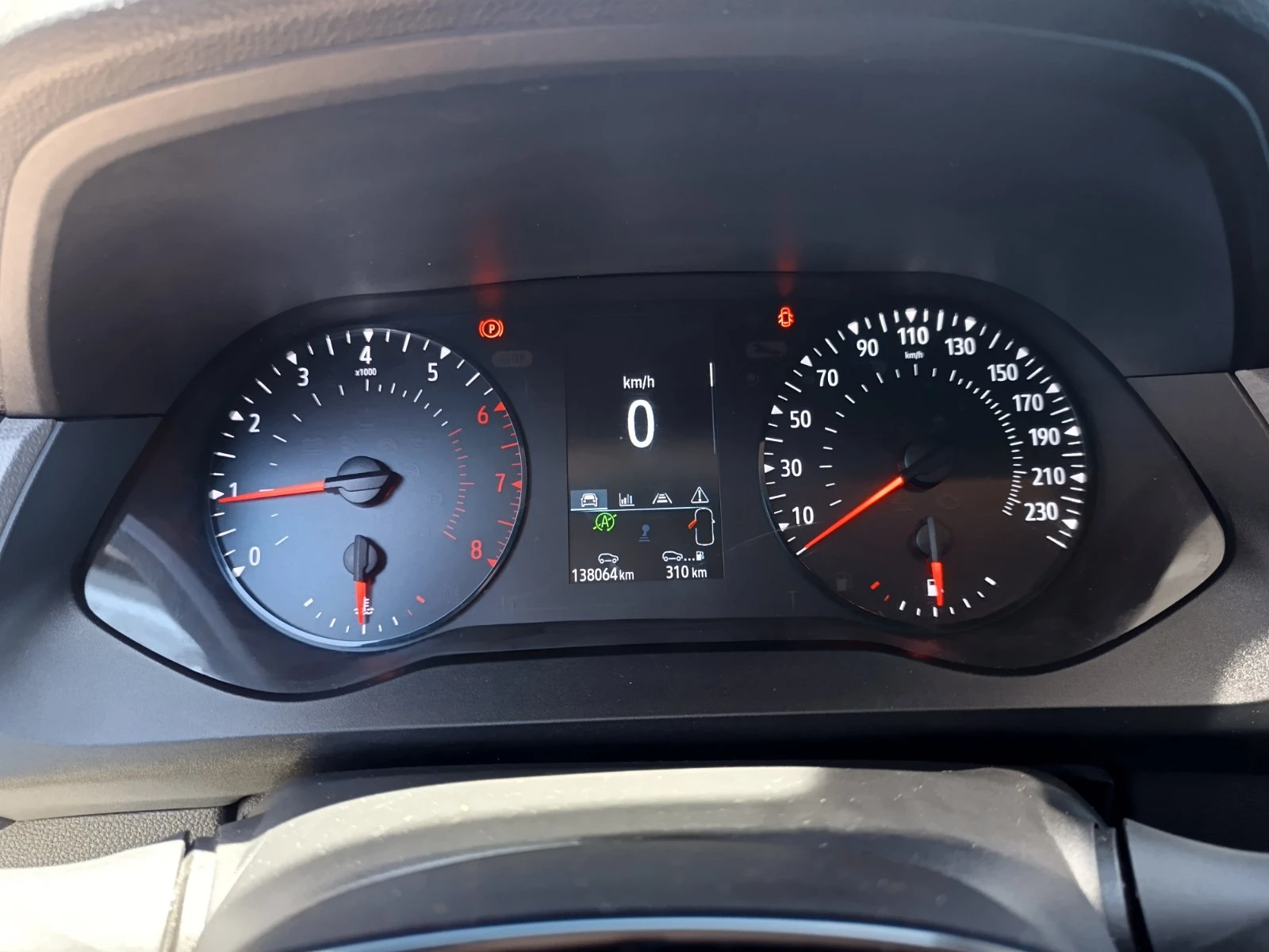 Renault Kangoo 1.3Tce/ 130к.с., снимка 10 - Автомобили и джипове - 54913175