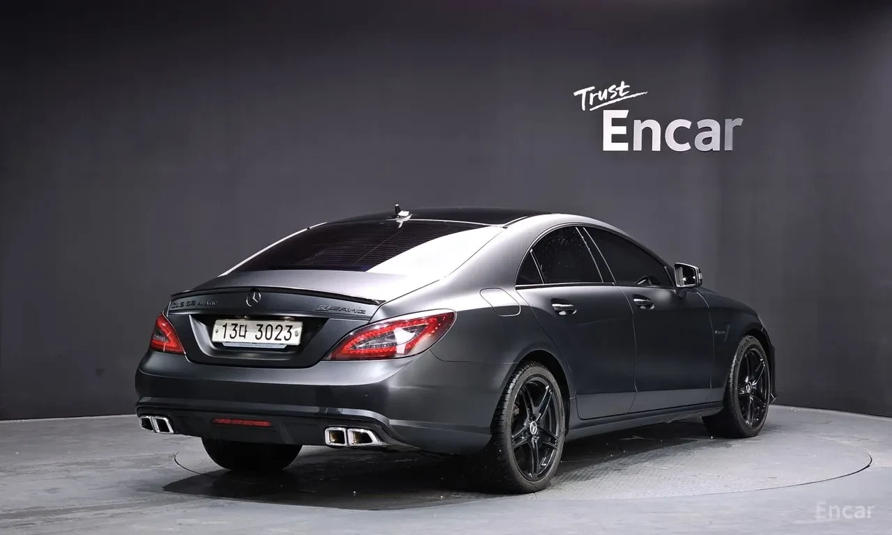 Mercedes-Benz CLS 63 AMG S* ОБДУХ* HARMAN* PIANO* 2 КЛЮЧА* КРАЙНА ЦЕНА, снимка 4 - Автомобили и джипове - 55091488