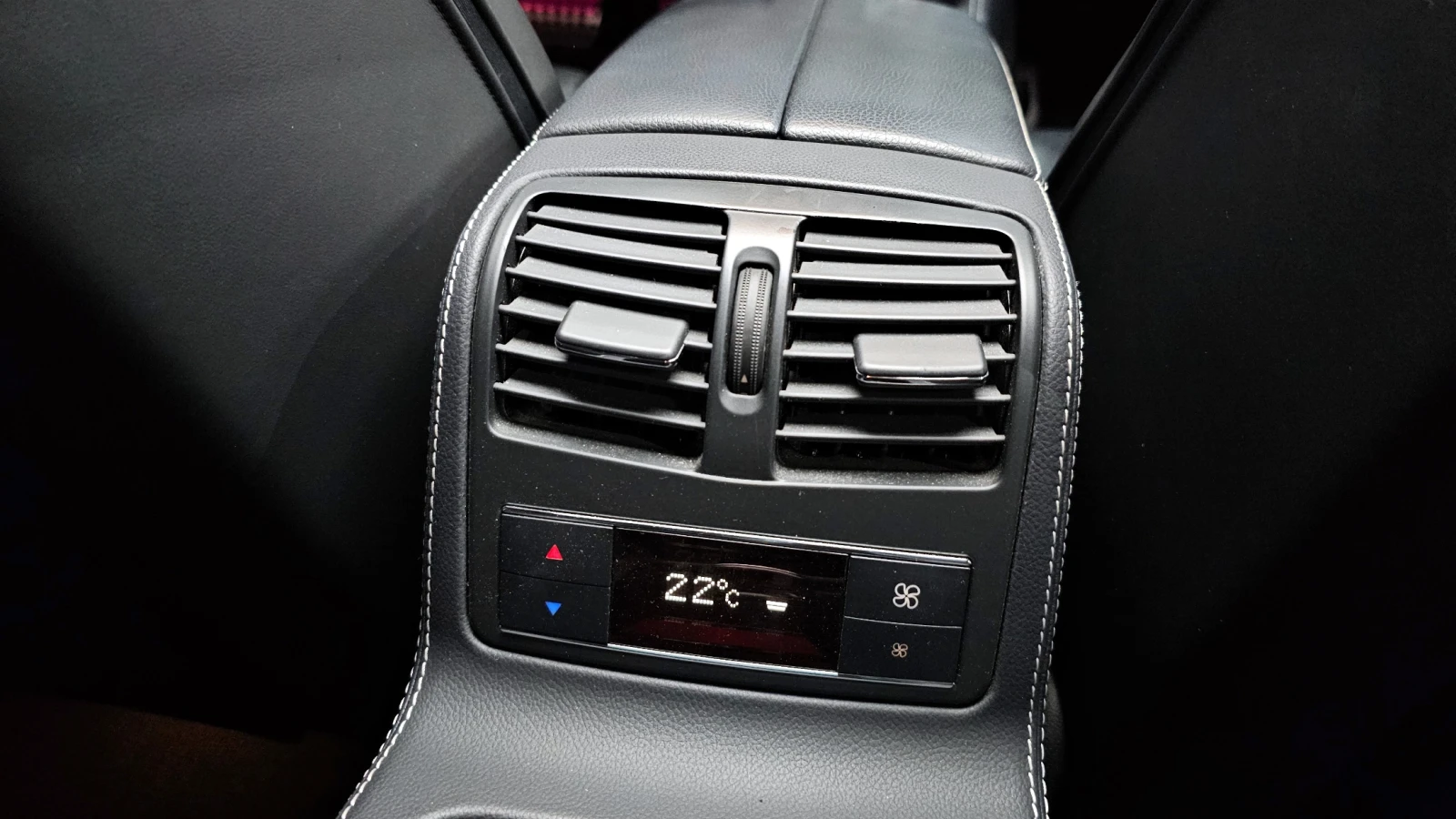 Mercedes-Benz CLS 63 AMG S* ОБДУХ* HARMAN* PIANO* 2 КЛЮЧА* КРАЙНА ЦЕНА, снимка 15 - Автомобили и джипове - 55091488
