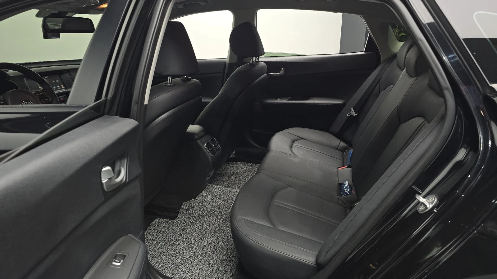 Kia K5 2.0* KEYLESS* КРАЙНА ЦЕНА, снимка 12 - Автомобили и джипове - 55318949