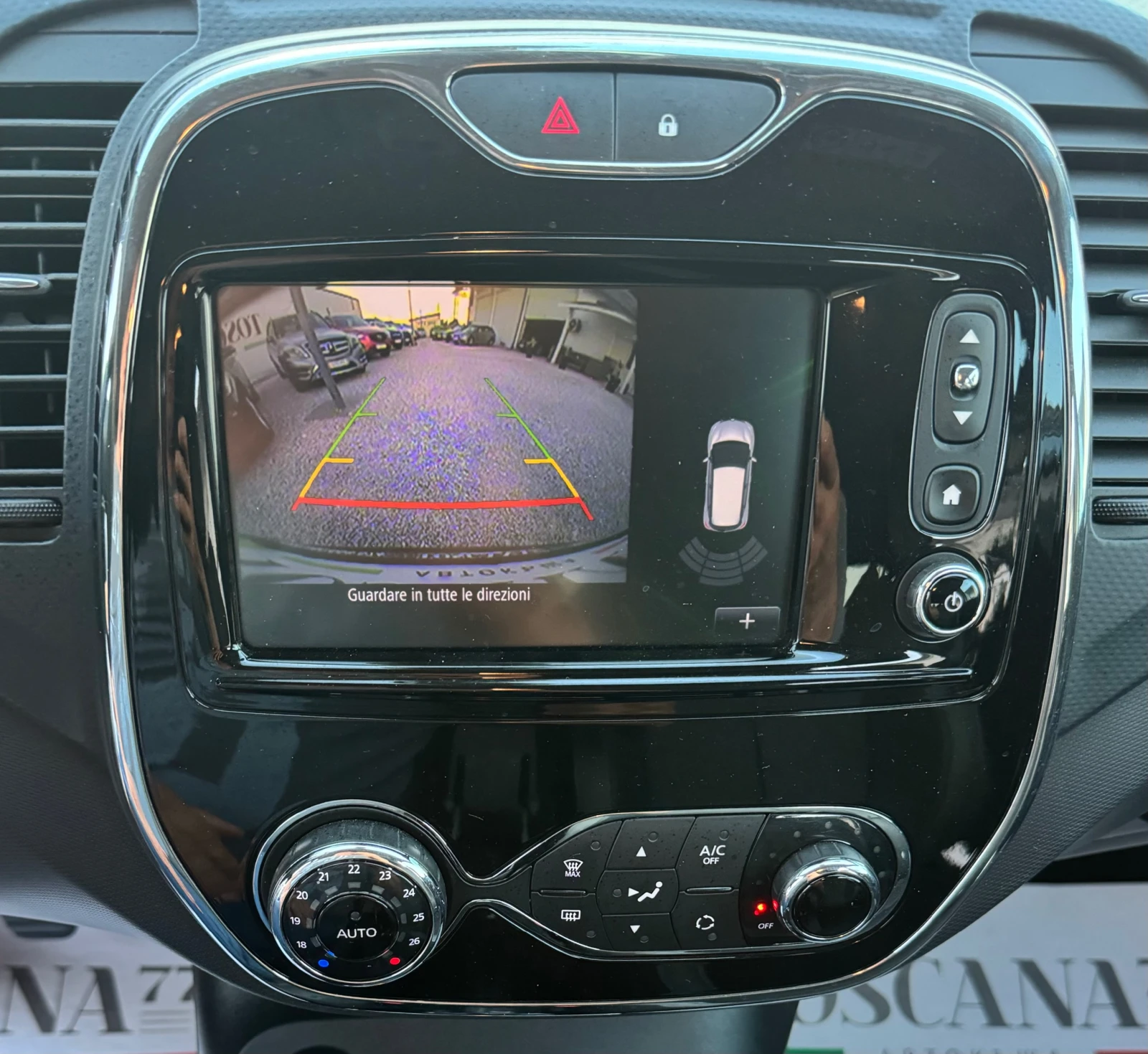 Renault Captur 1.5dci* Navi* Кожа* Камера* 95.000км, снимка 10 - Автомобили и джипове - 56008484