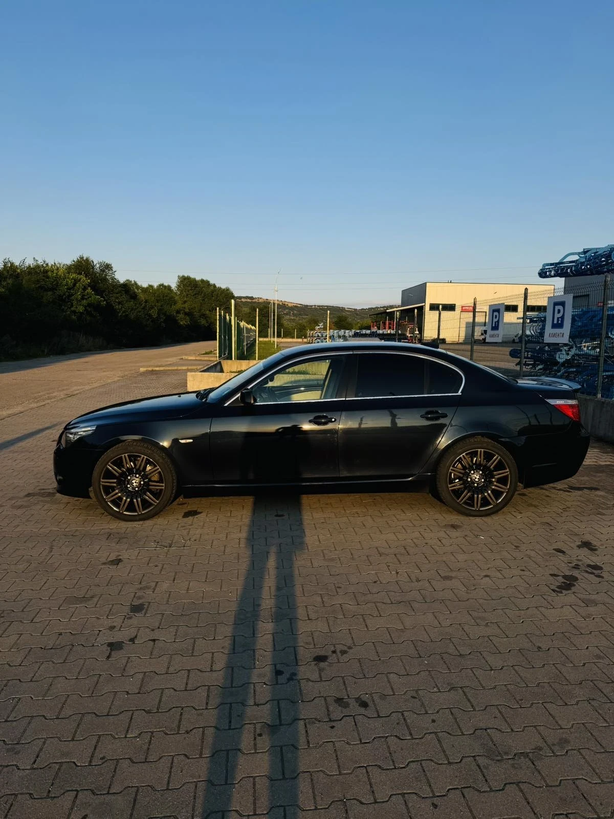 BMW 525, снимка 2 - Автомобили и джипове - 56201505