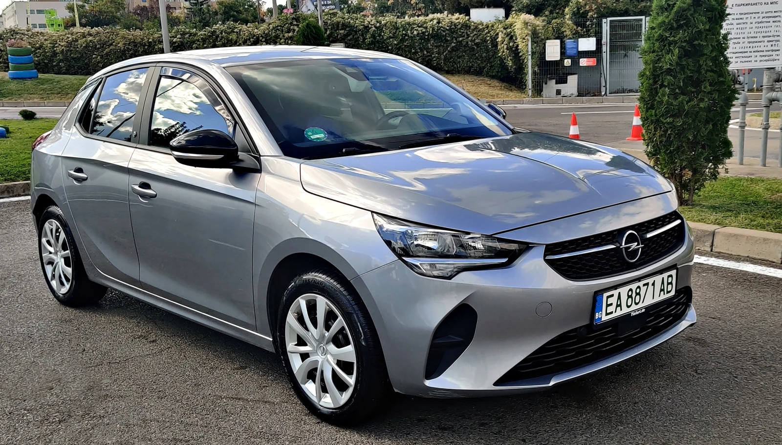 Opel Corsa SOH-100% със СЕРТИФИКАТ-ОТ 14/10/2026г.от ДЖЕНЕРАС