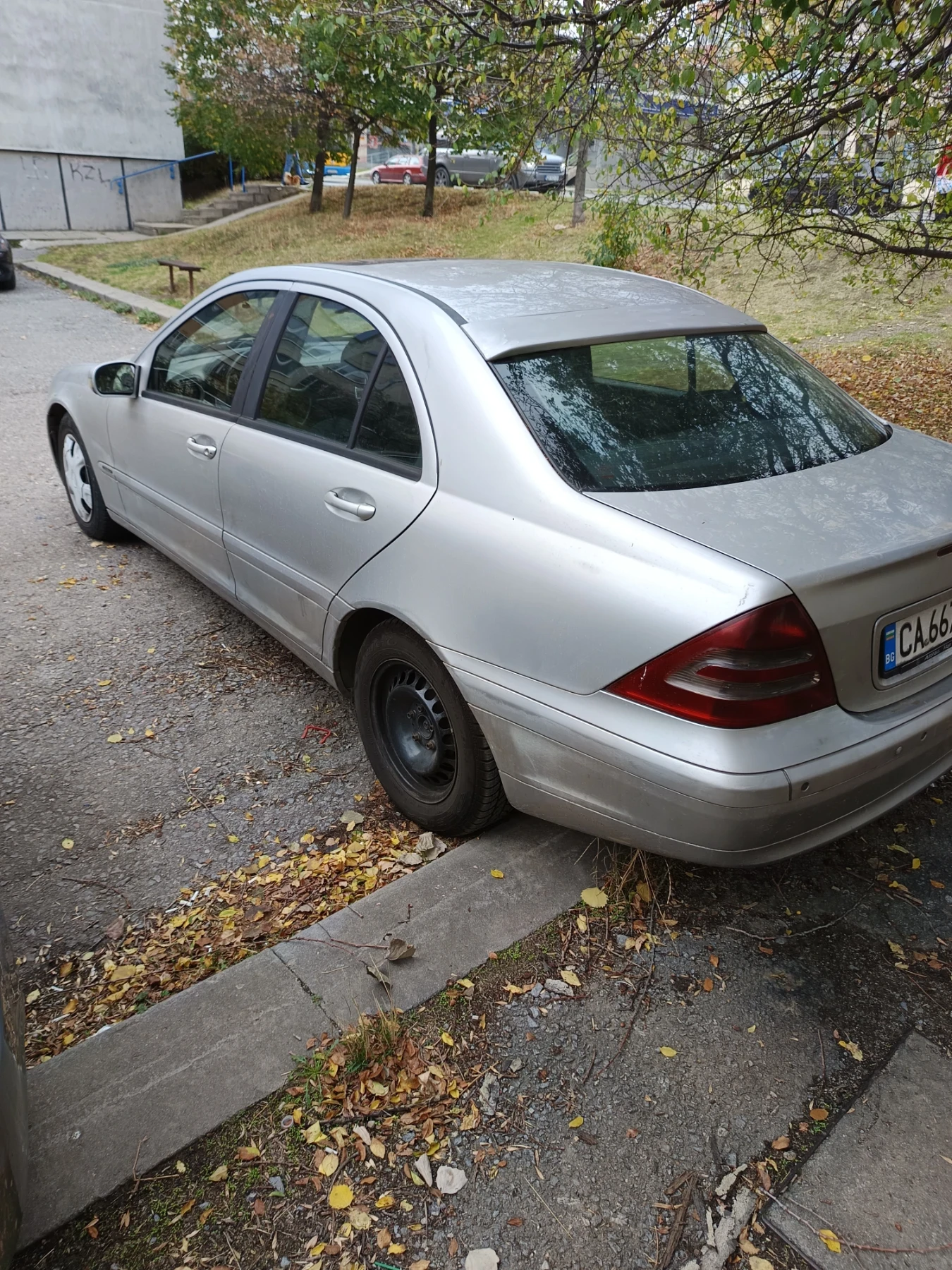 Mercedes-Benz C 220 CDI, снимка 2 - Автомобили и джипове - 56637359