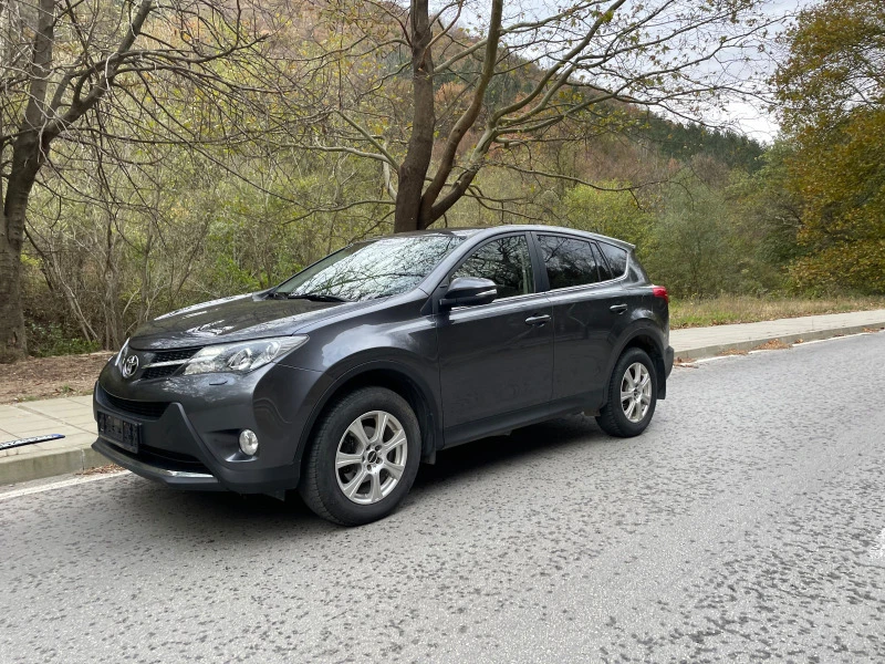 Toyota Rav4, снимка 4 - Автомобили и джипове - 41790596