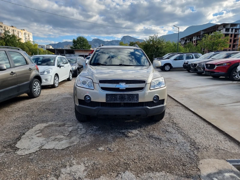 Chevrolet Captiva 2.4I , снимка 1 - Автомобили и джипове - 47505776