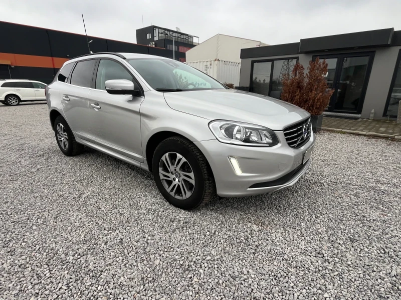 Volvo XC60 2.4D4-181k.c. , снимка 8 - Автомобили и джипове - 48241620