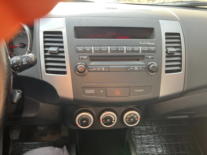Citroen C-Crosser 2.2 hdi, снимка 9 - Автомобили и джипове - 49830070