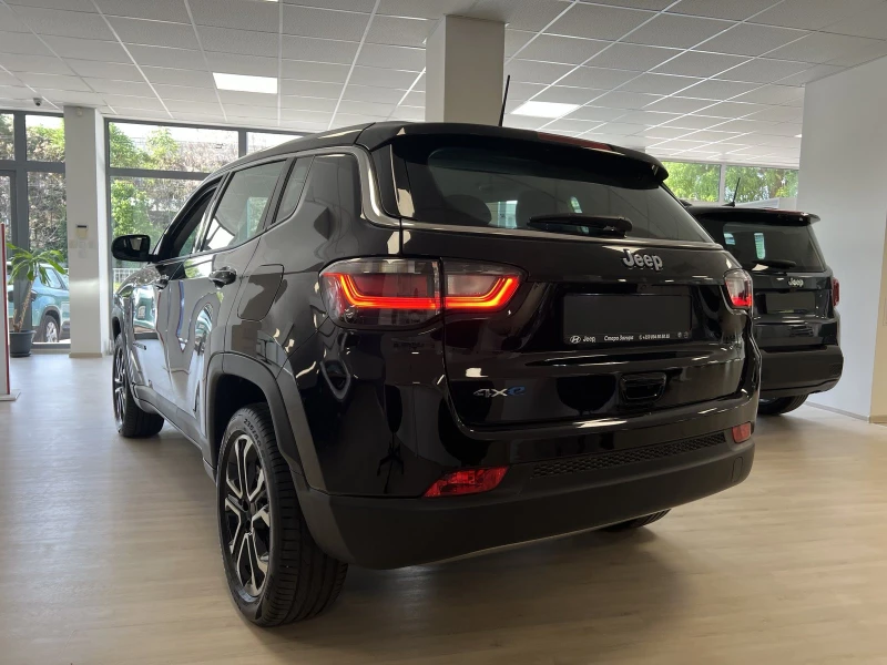 Jeep Compass ALTITUDE 1.3 PHEV Petrol 190 hp AT6 4xe, снимка 3 - Автомобили и джипове - 50626774