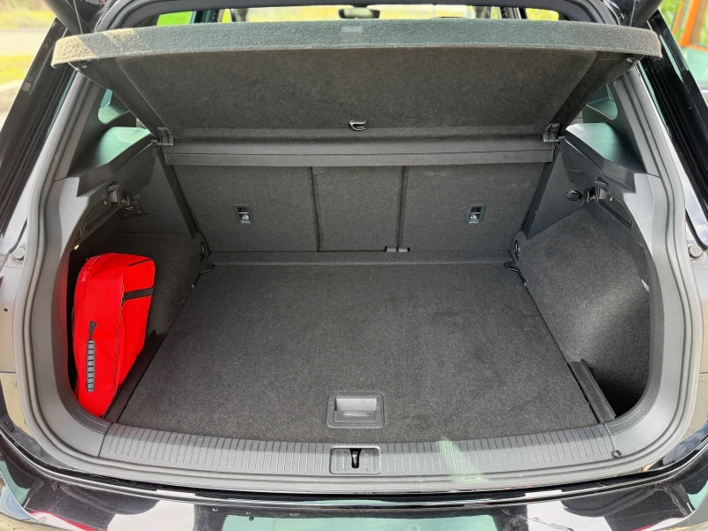 VW Tiguan R line, снимка 8 - Автомобили и джипове - 52551046