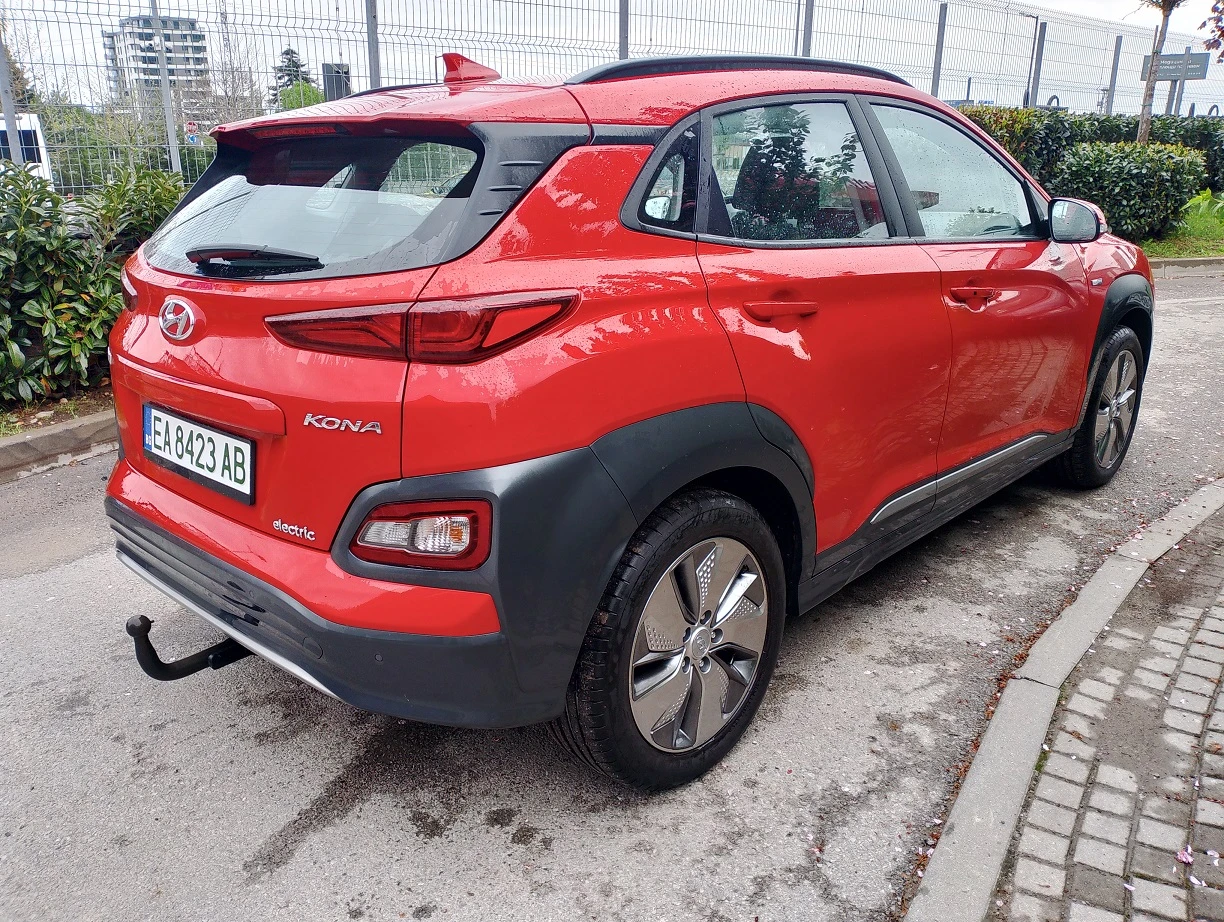 Hyundai Kona 64KWh* SOH100%* BLUE LINK* DISTRONIC* NAVI - изображение 3