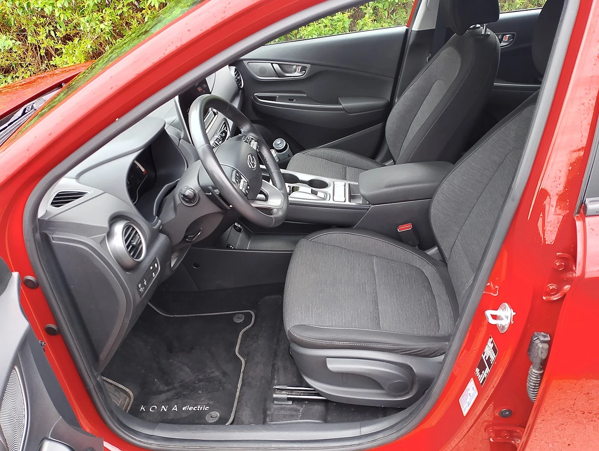 Hyundai Kona 64KWh* SOH100%* BLUE LINK* DISTRONIC* NAVI - изображение 5