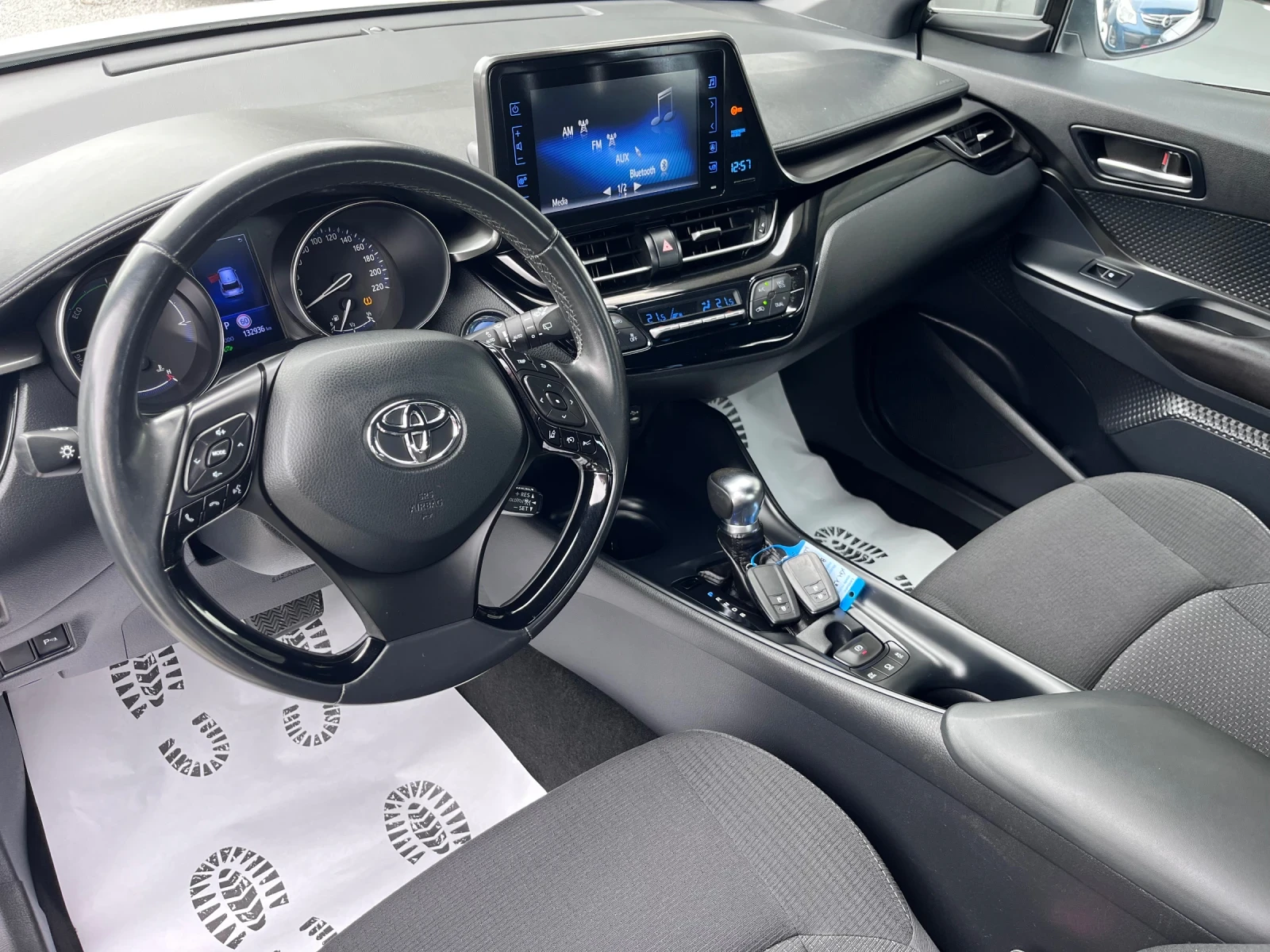 Toyota C-HR 1.8 Hybrid Active - изображение 8