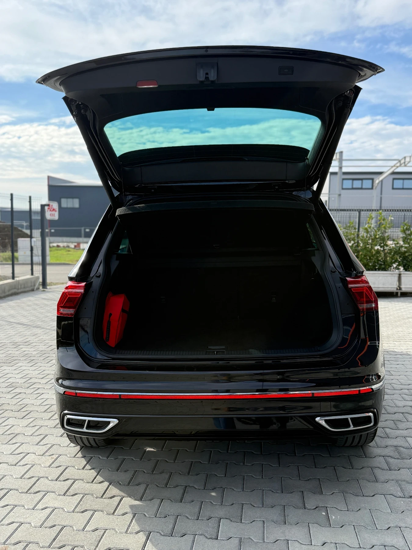 VW Tiguan R line - изображение 7