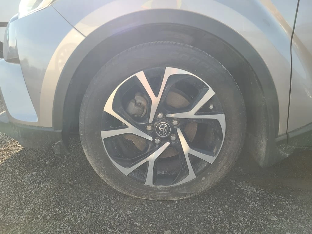 Toyota C-HR * XLE * CARFAX * ��� ������������ ������ | Mobile.bg � ����������� 6