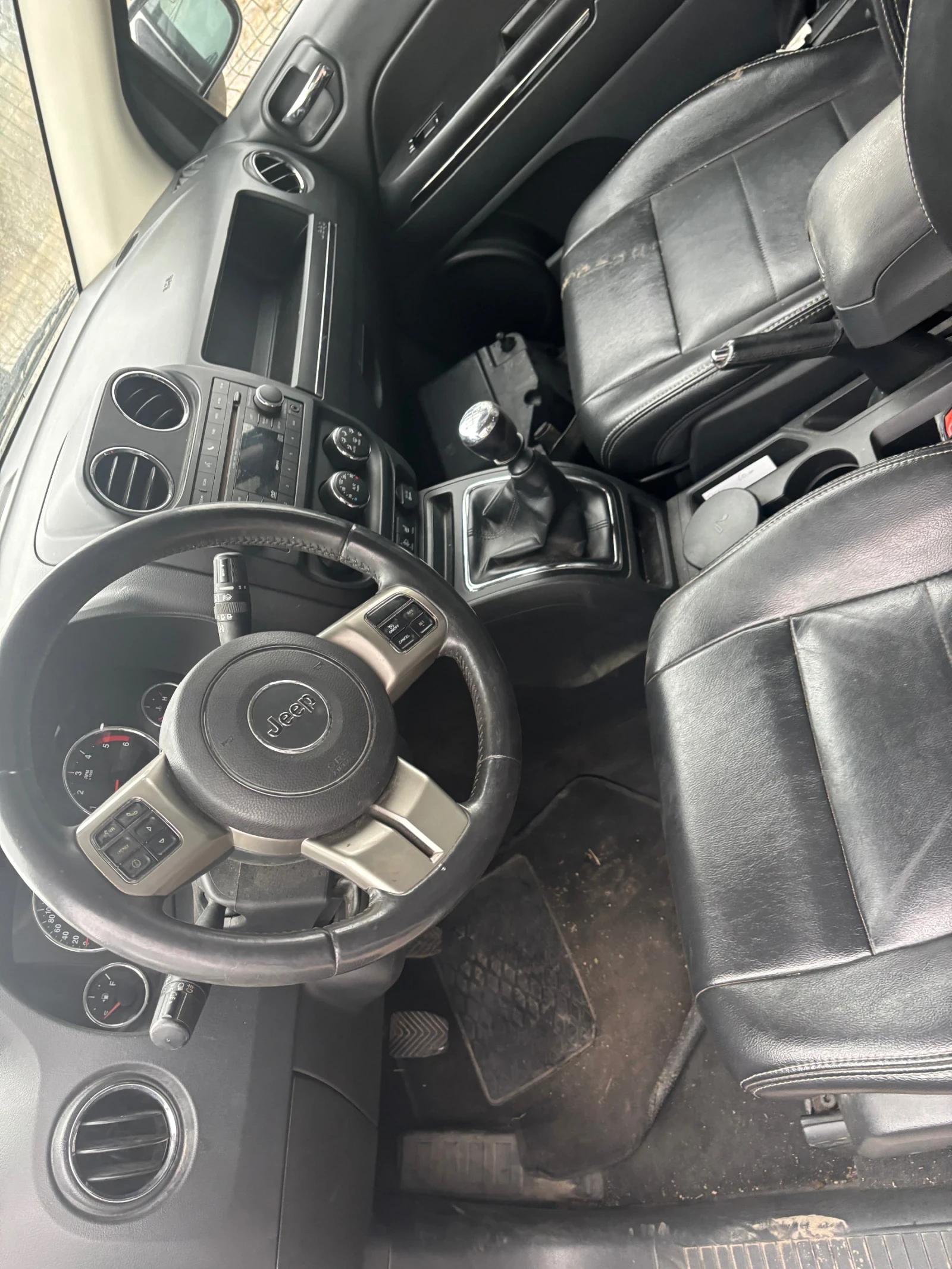 Jeep Cherokee * LIMITED* FACE* NAVI* КОЖА * ПОДГРЕВ*  - изображение 7