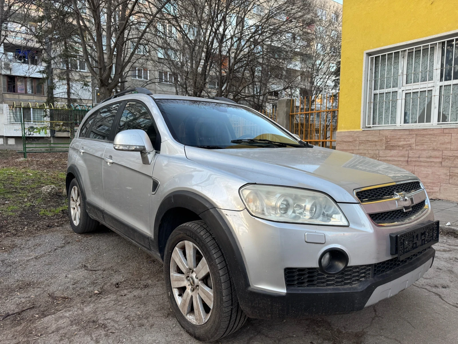Chevrolet Captiva 2.0 ДИЗЕЛ AUTOMATIC, снимка 11 - Автомобили и джипове - 53878645