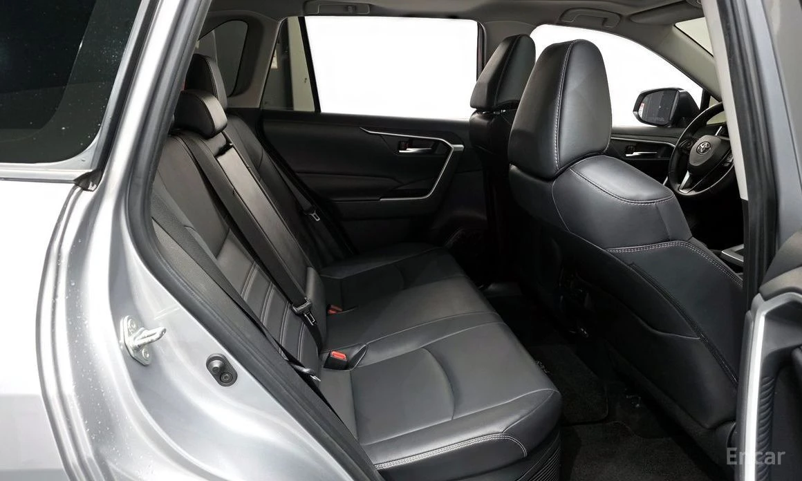 Toyota Rav4, снимка 12 - Автомобили и джипове - 54396711