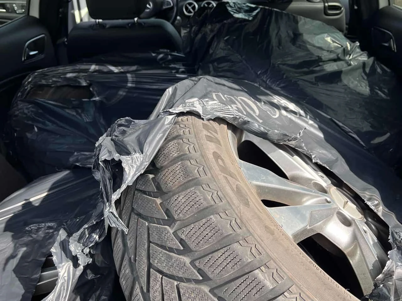 Mercedes-Benz GLA 250 PANORAMA| ПОДГРЕВИ| 2 КЛЮЧА, снимка 12 - Автомобили и джипове - 54537220