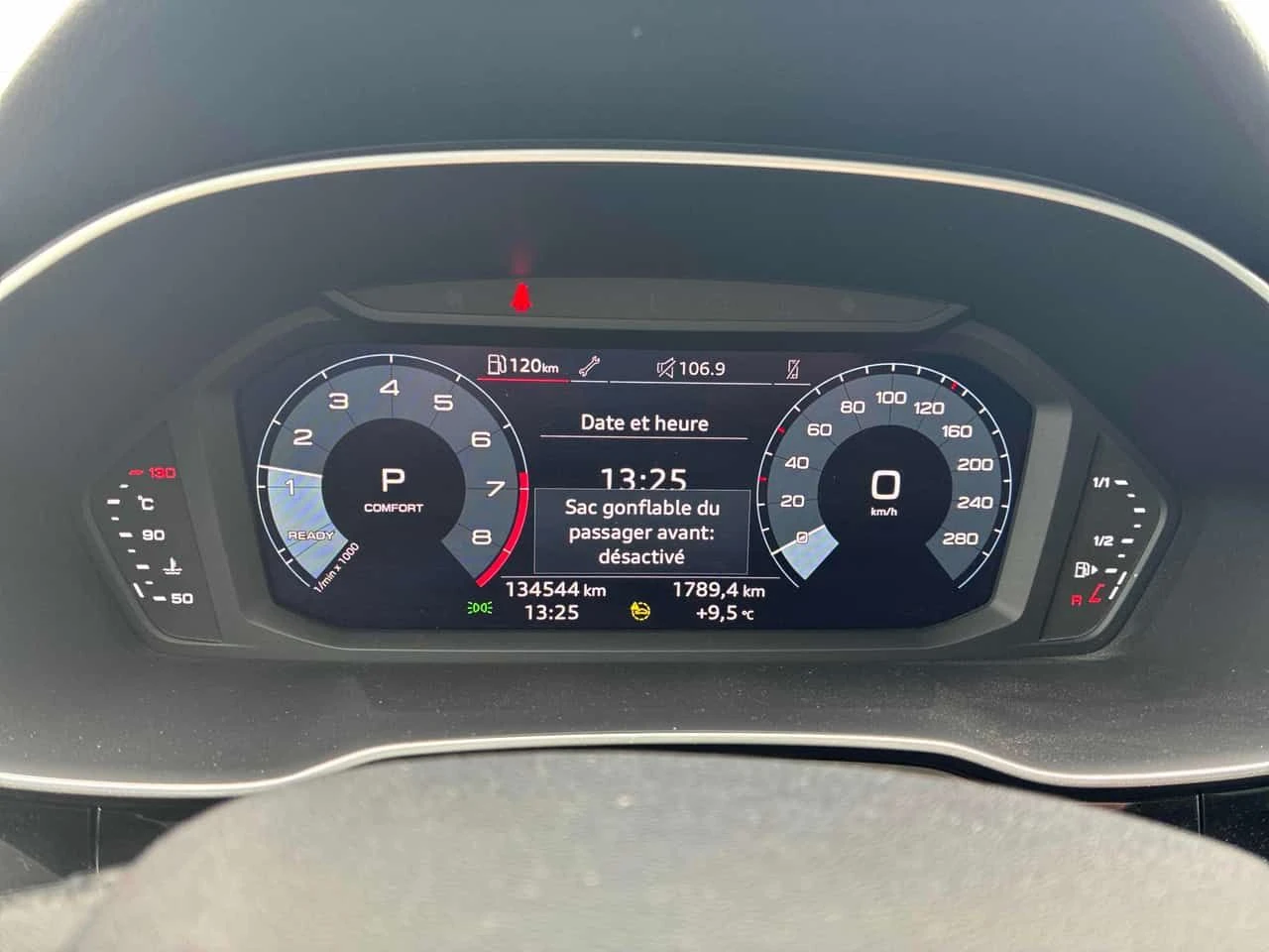 Audi Q3 45 TFSI quattro/ПАНОРАМА/ДИСТРОНИК, снимка 8 - Автомобили и джипове - 54693848