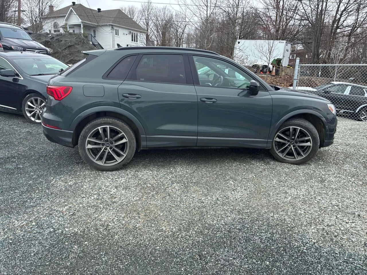 Audi Q3 45 TFSI quattro/ПАНОРАМА/ДИСТРОНИК, снимка 4 - Автомобили и джипове - 54693848