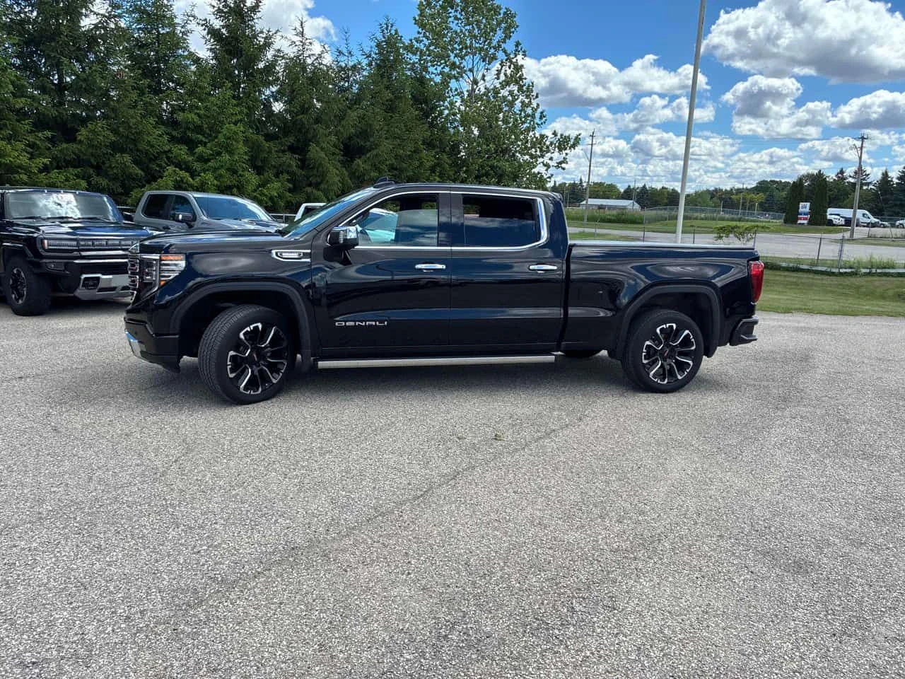 Gmc Sierra * Denali * АВТОКРЕДИТ БЕЗ ПЪРВОНАЧАЛНА ВНОСКА* , снимка 2 - Автомобили и джипове - 54936947