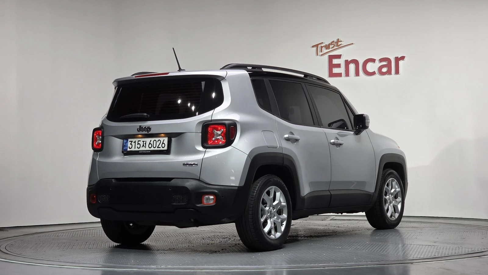 Jeep Renegade 2.4* ���* KEYLESS* ������� �����* ������ ���� | Mobile.bg � ����������� 2