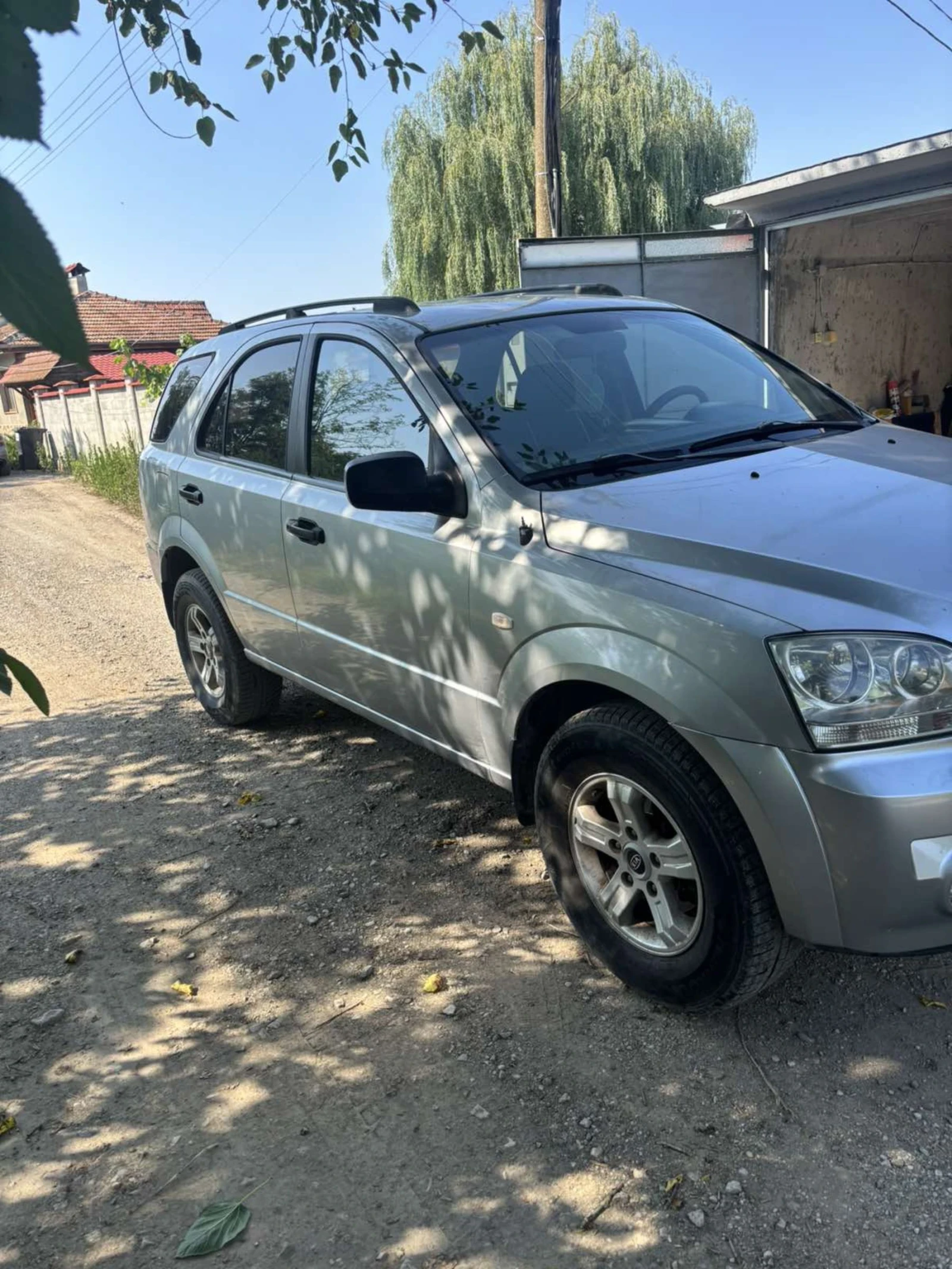 Kia Sorento 2.5crdi, снимка 2 - Автомобили и джипове - 55578395