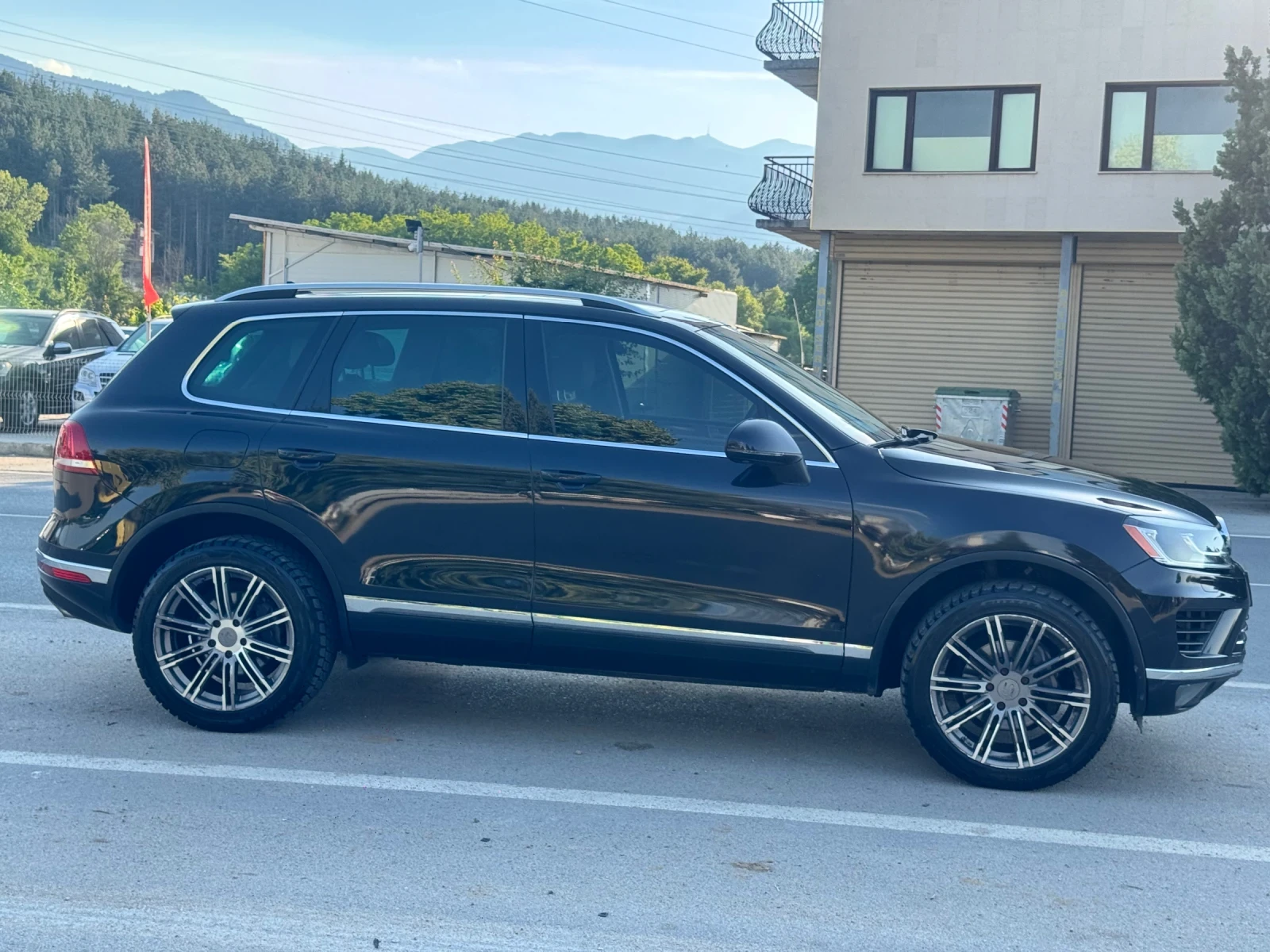 VW Touareg ТОП СЪСТОЯНИЕ, снимка 4 - Автомобили и джипове - 55988700