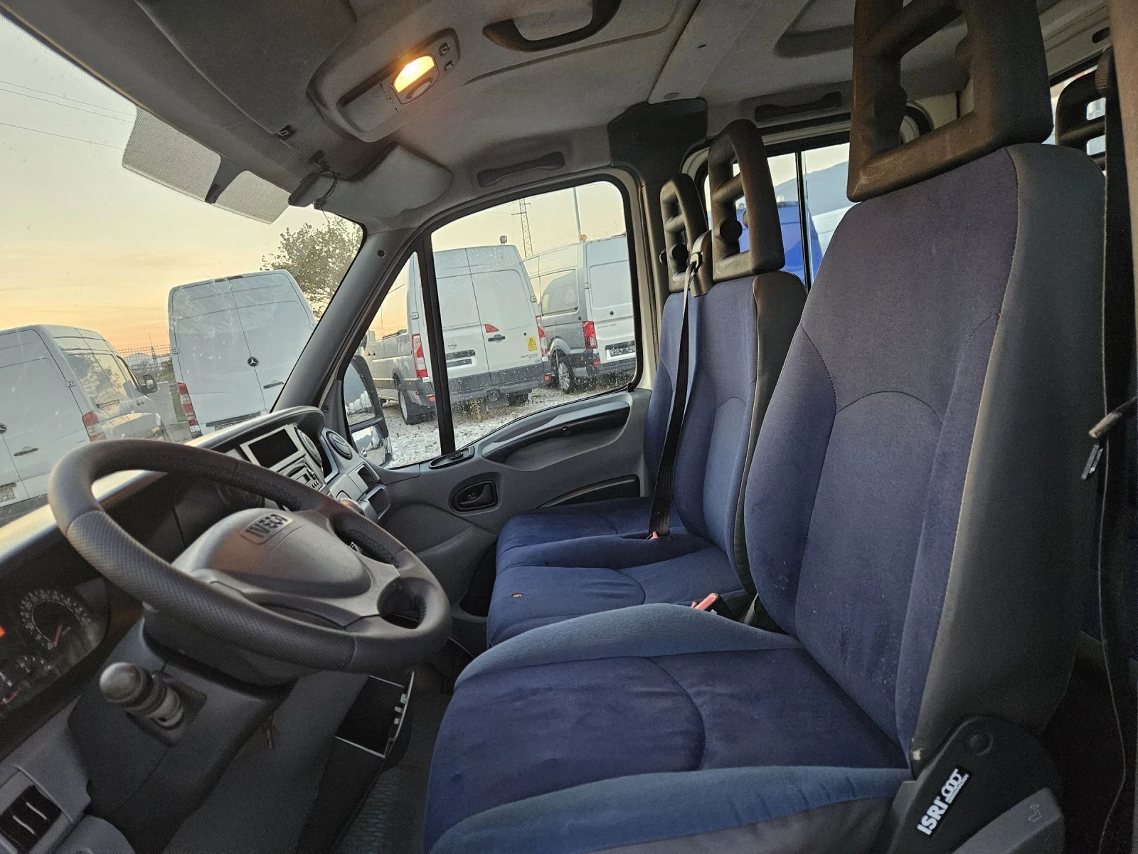 Iveco Daily 50c18, Клима, До 3.5 тона , 3.80 м, 7 местен - изображение 10