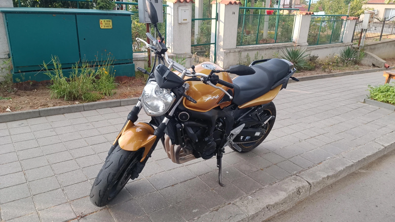 Yamaha FZ6 S2