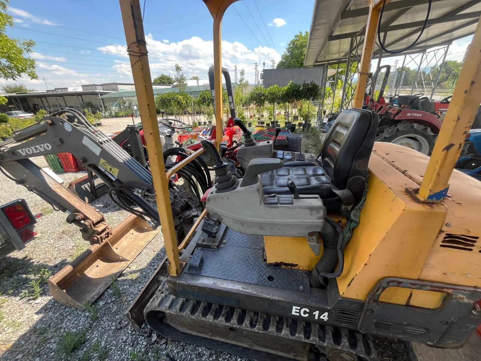 Багер Volvo Ec14 - изображение 3