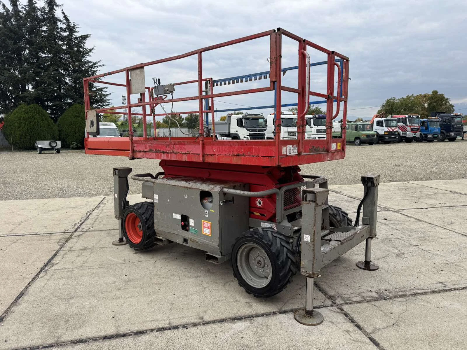 Автовишка Друга марка SKYJACK SJ 6832RT 4Х4 DIESEL - изображение 7