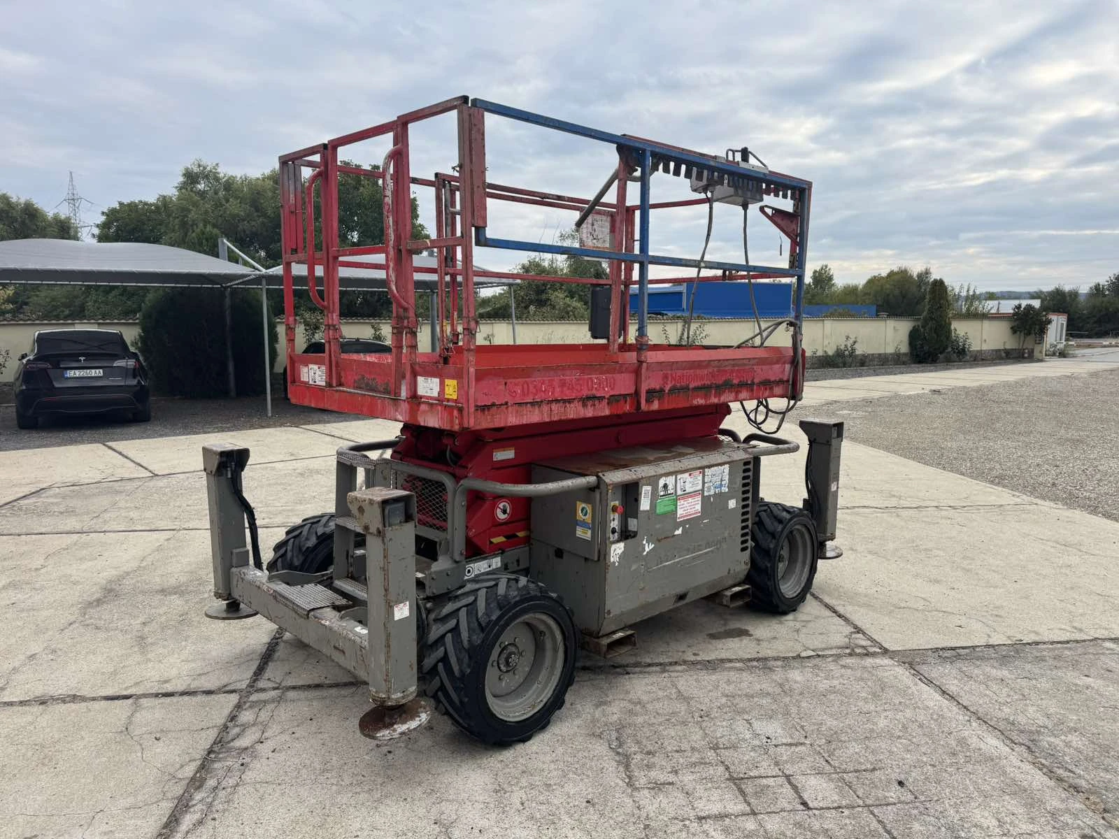 Автовишка Друга марка SKYJACK SJ 6832RT 4Х4 DIESEL - изображение 4