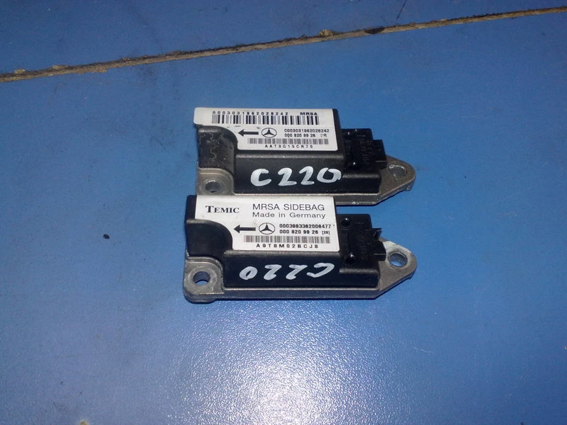 Краш сензор за Мерцедес Ц-класа 98г. номер:0018205626