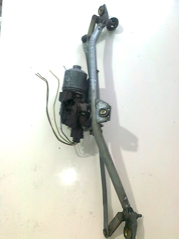 моторче чистачки предни за Фолксваген Пасат 2,0 Б5.5 