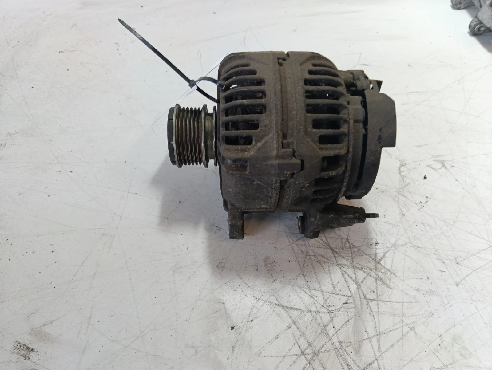 алтернатор 2.0TDI VW Touran