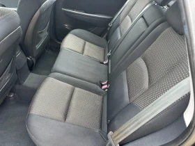 Hyundai I30 1.6I-122 k.c., снимка 12