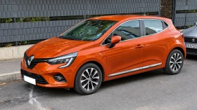 Renault Clio V   CVT   31 000 km, снимка 1